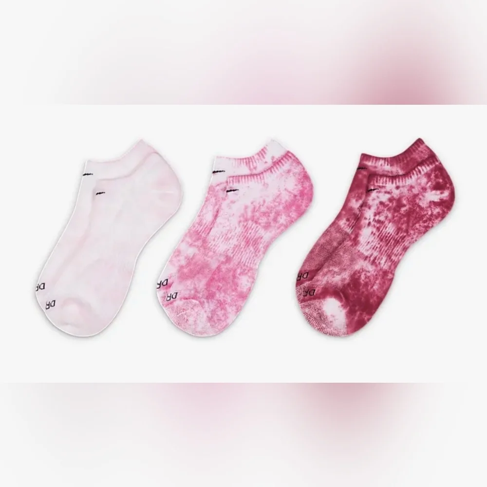 NWT Nike Everyday Plus NoShow Socks (3 Pk) FB9949 WoMens SZ 6-10TIE DYE